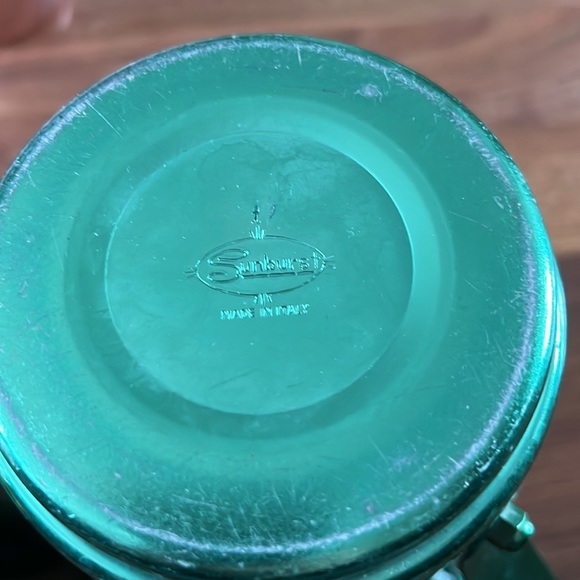 Sunburst cups and pitchers - Picture 7 of 9